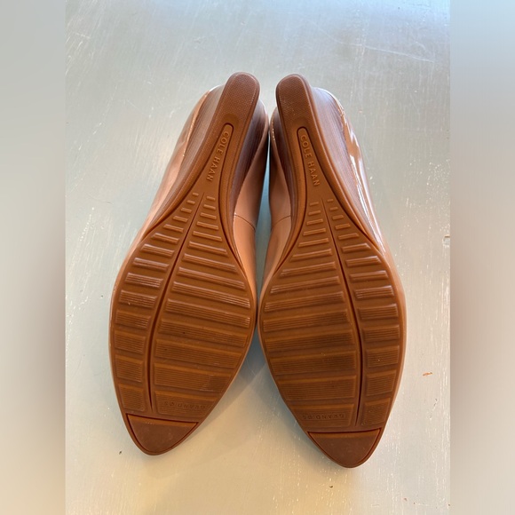 Cole Haan Grand Os Wedge Pumps - black - size 10.5 - Picture 5 of 7